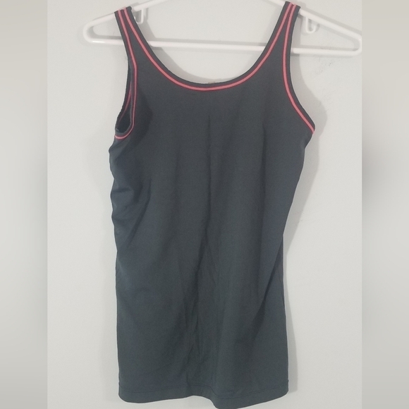 Under Armour Workout Tank with Brand Tag up the Side. Gray w/ Pink Lettering XS. - Picture 3 of 3